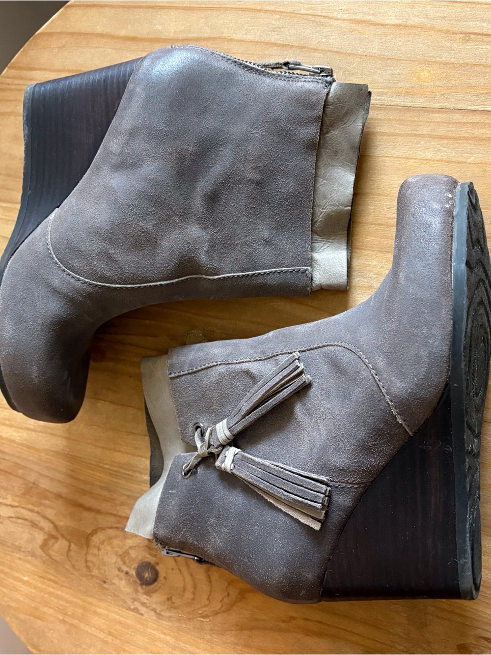 OTBT Vagray Suede Wedge Ankle Boots with Tassel in Dust Grey Size 6.5 - Picture 6 of 8